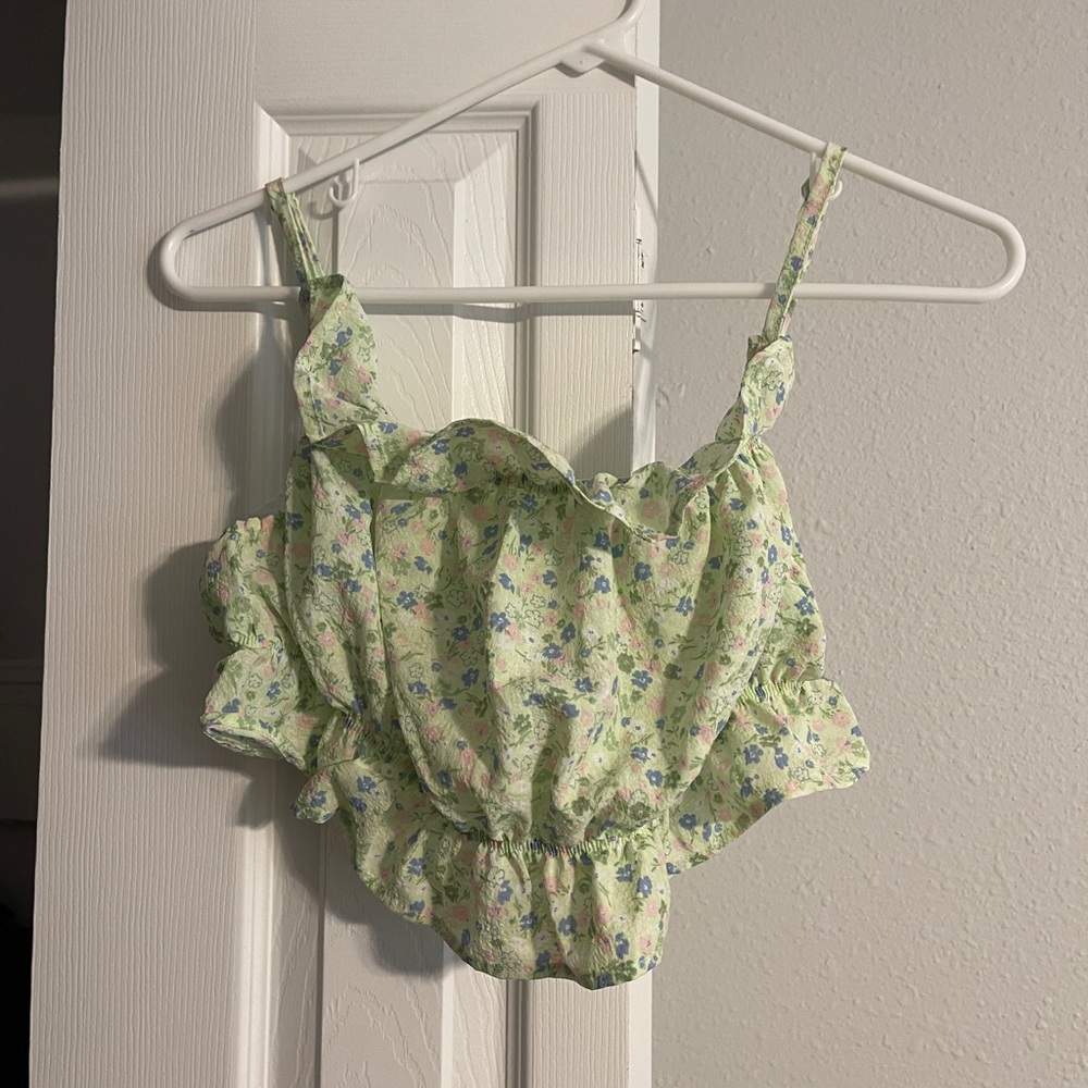 flowy crop top